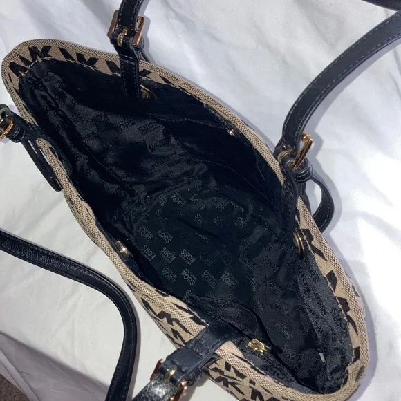 Michael Kors Signature Black and Tan Tote - Picture 8 of 10